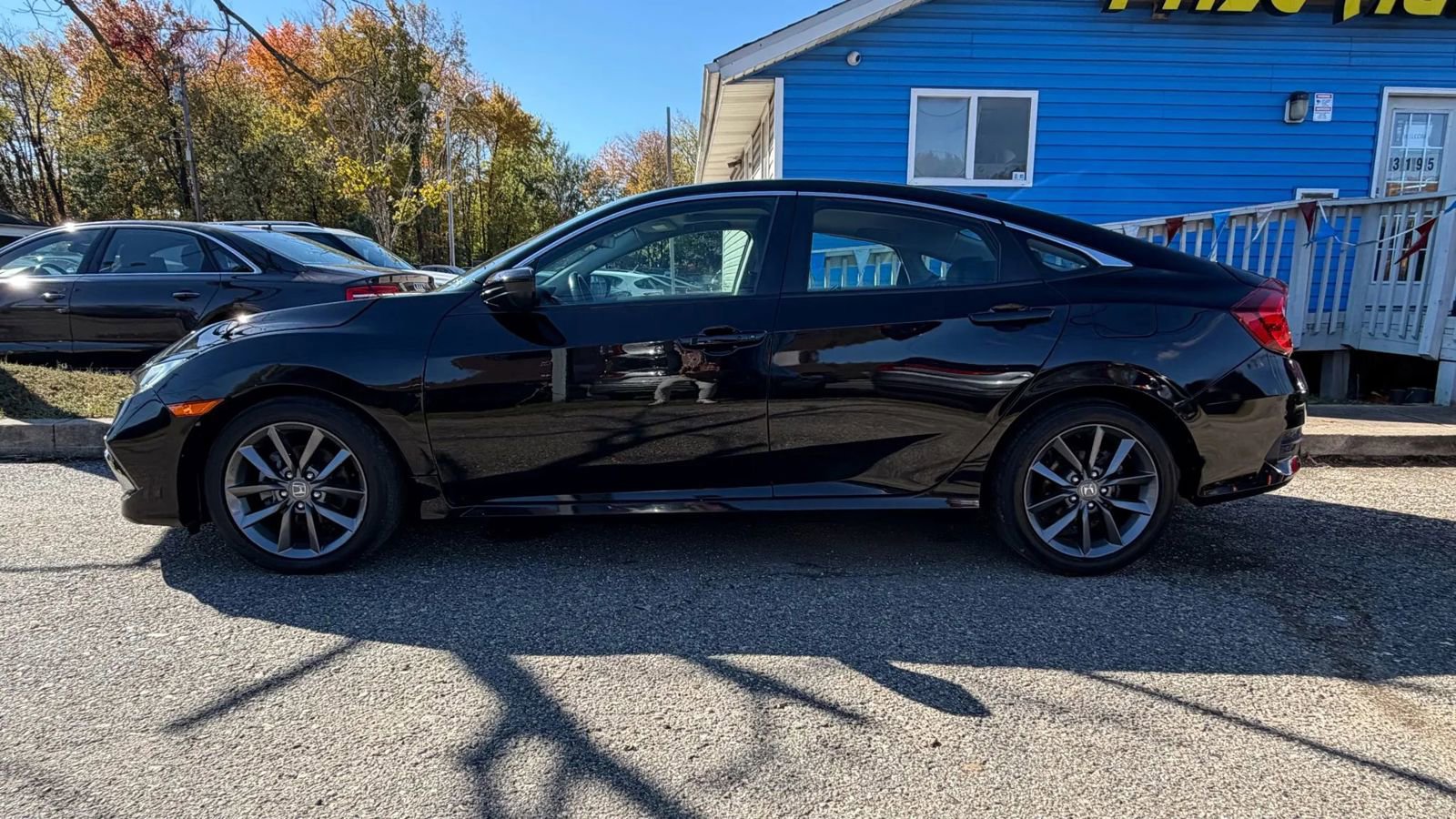 Used 2020 Honda Civic EX-L image 9