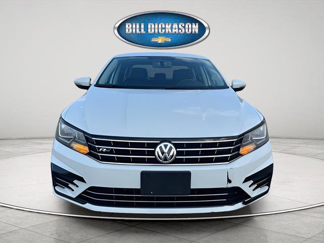 Used 2018 Volkswagen Passat 2.0T R-Line FWD image 2