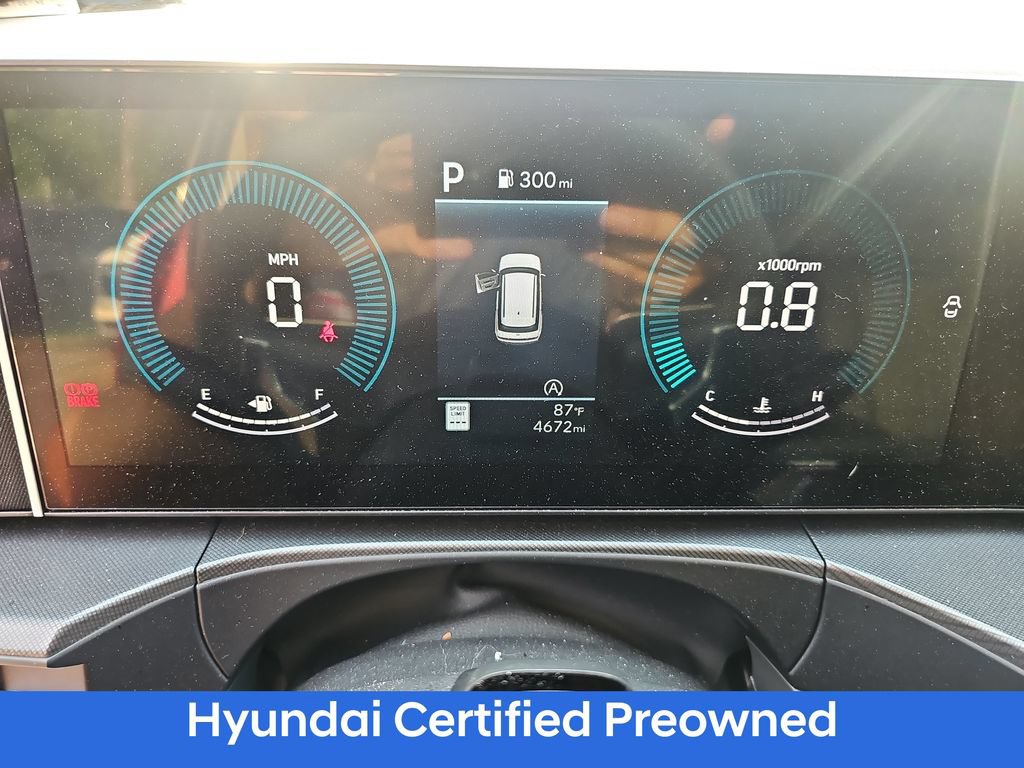 Used 2025 Hyundai Santa Fe SEL FWD image 19