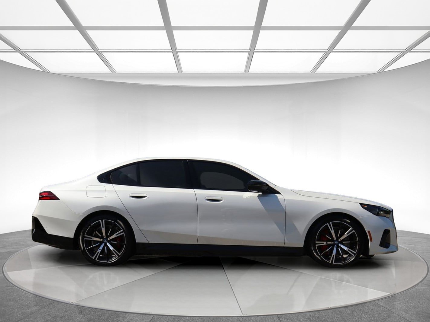 Used 2024 BMW i5 M60 w/ Premium Package AWD/4WD image 5