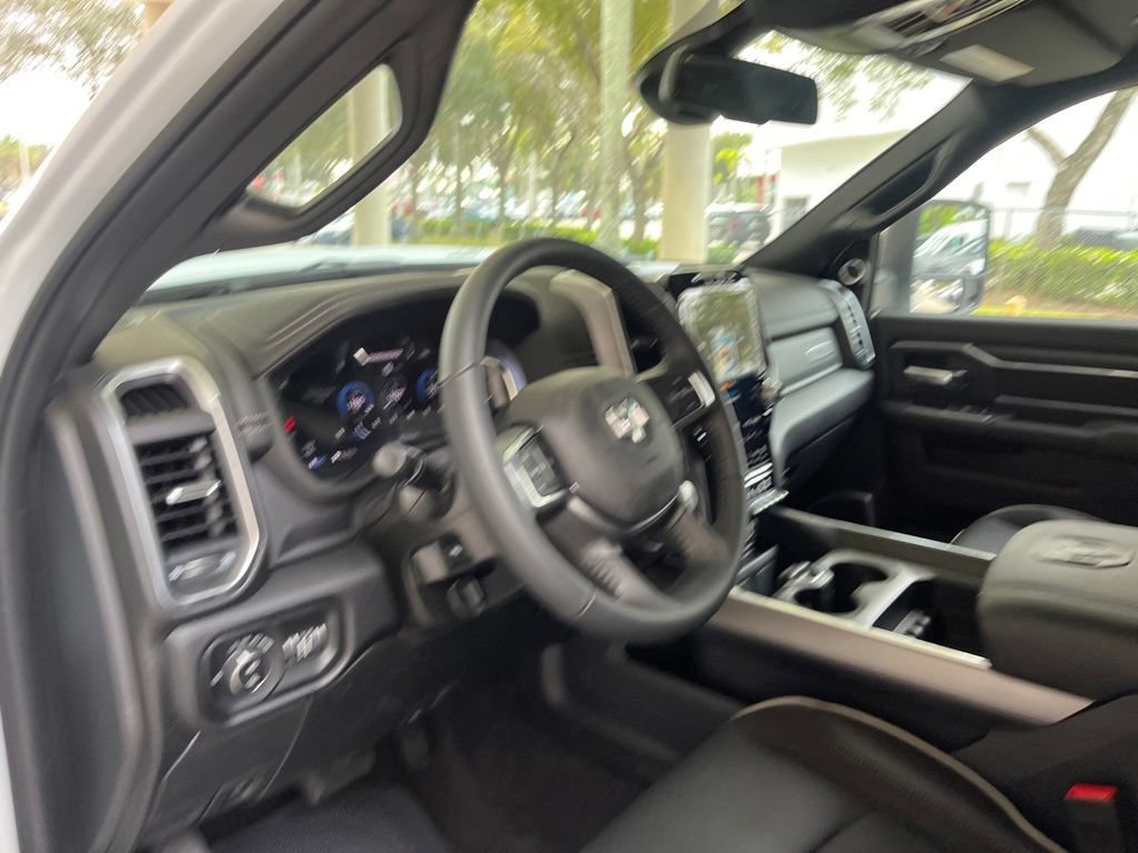New 2024 RAM 2500 Laramie w/ Night Edition AWD/4WD image 7