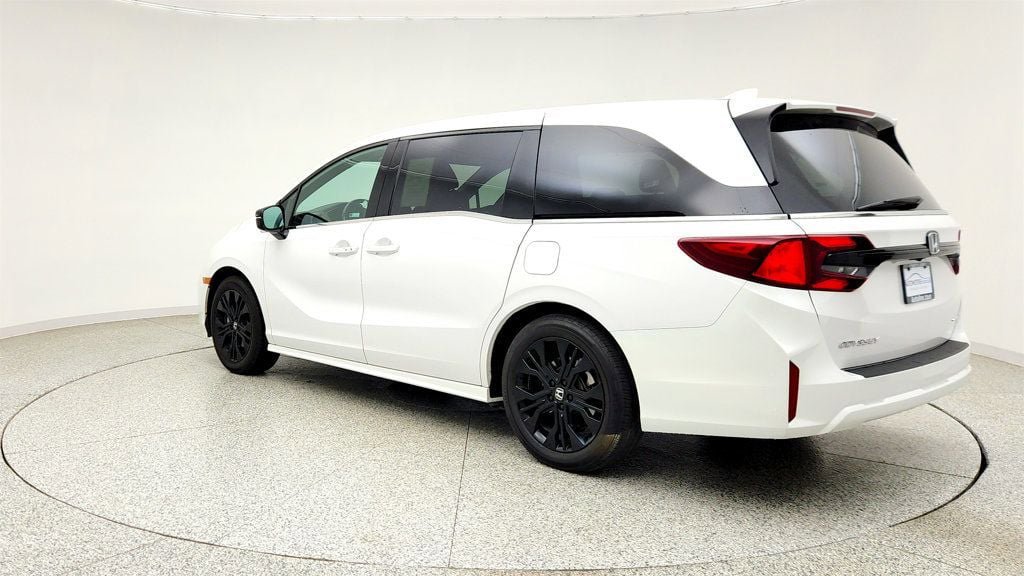 Used 2025 Honda Odyssey Sport-L image 7