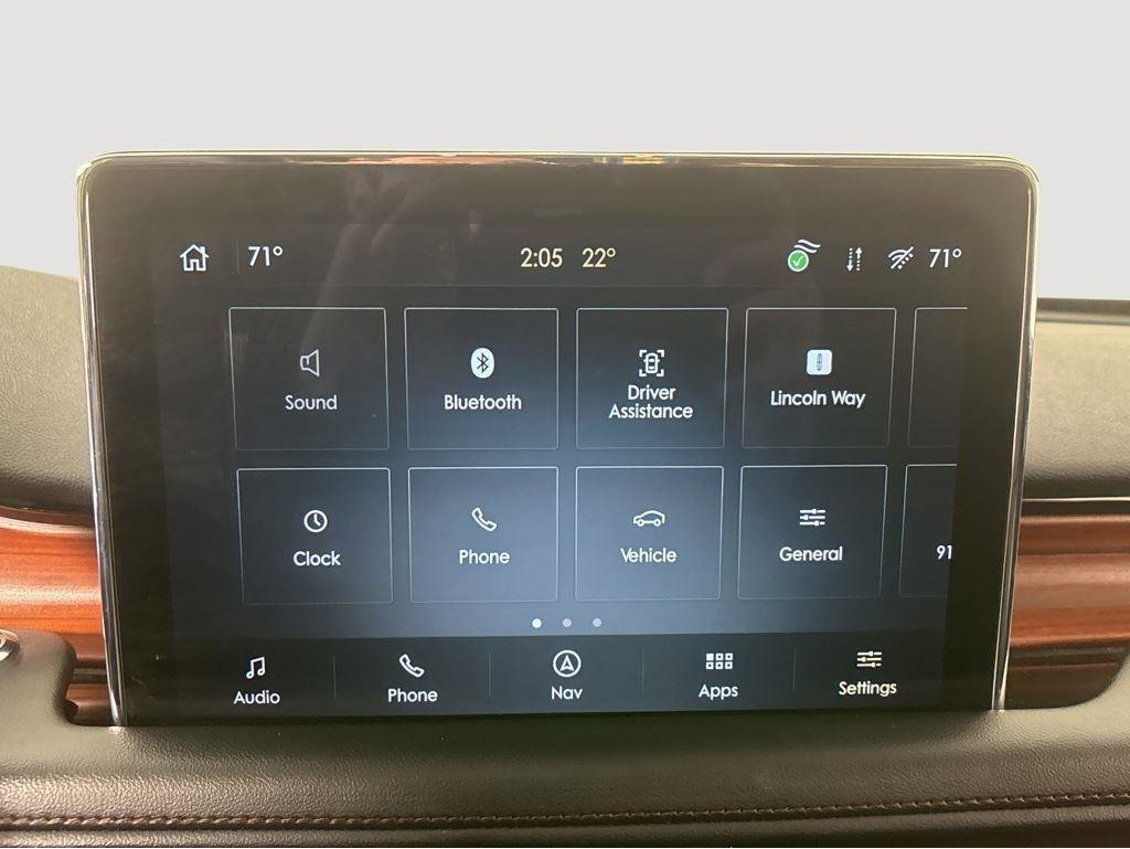 Used 2023 Lincoln Aviator Reserve w/ Equipment Group 201A AWD/4WD image 7