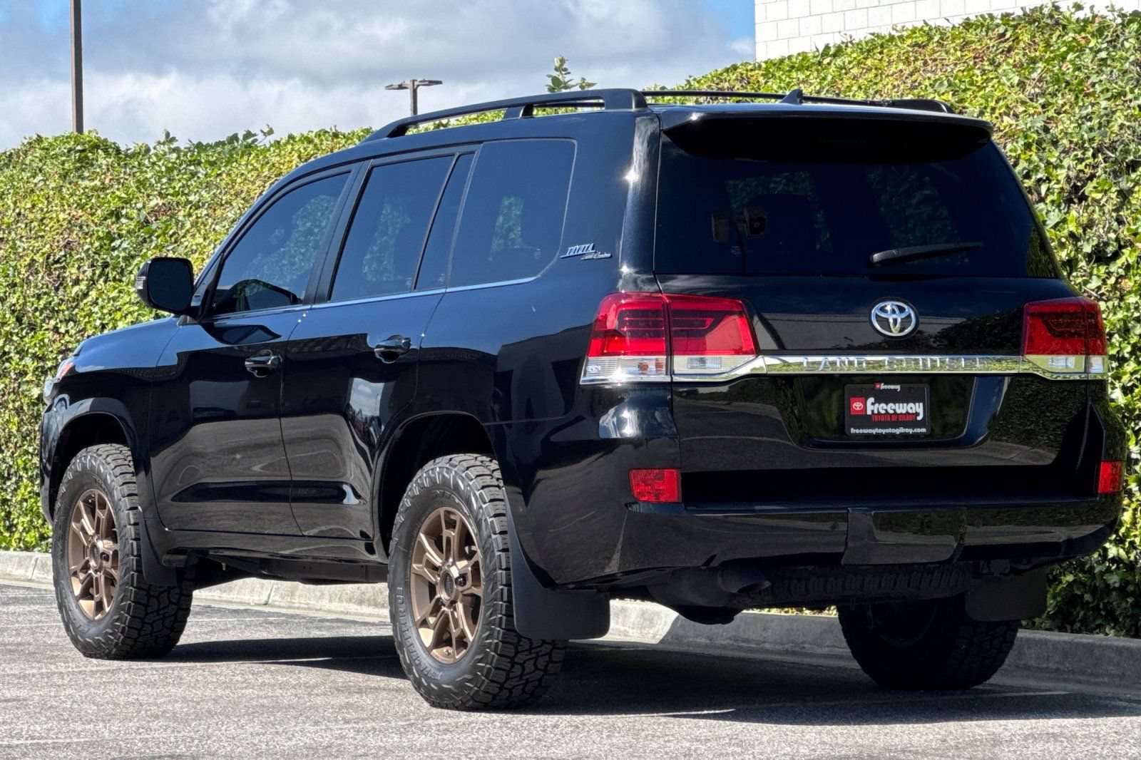 Used 2020 Toyota Land Cruiser Heritage Edition AWD/4WD image 6