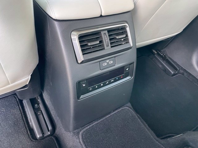 Certified 2024 MAZDA CX-90 Plug-In Hybrid w/ Premium Plus AWD/4WD image 10