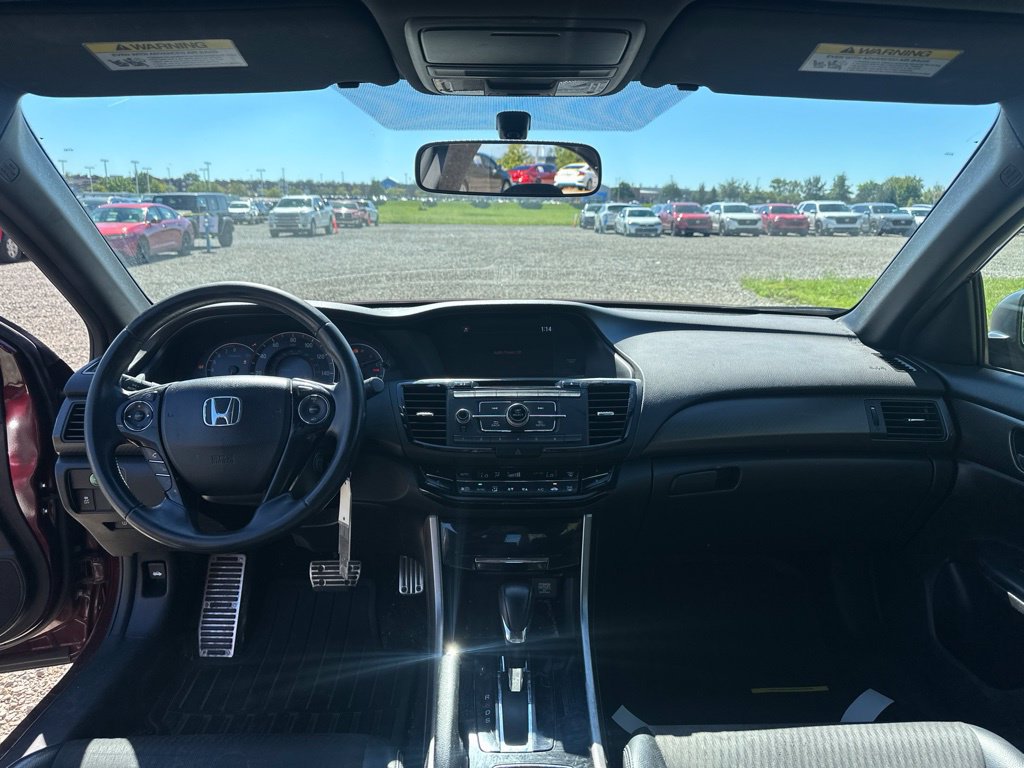 Used 2016 Honda Accord Sport image 17