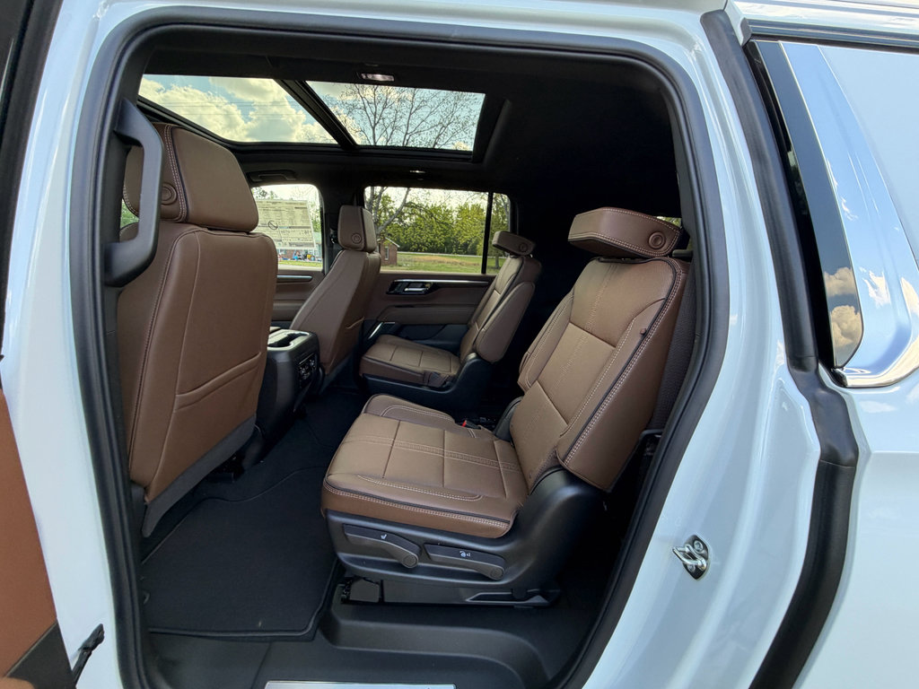 New 2026 Chevrolet Suburban High Country image 25