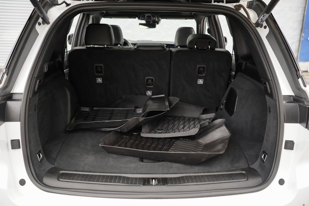 Used 2023 Jeep Grand Cherokee Trailhawk w/ Advanced Protech Group II AWD/4WD image 42