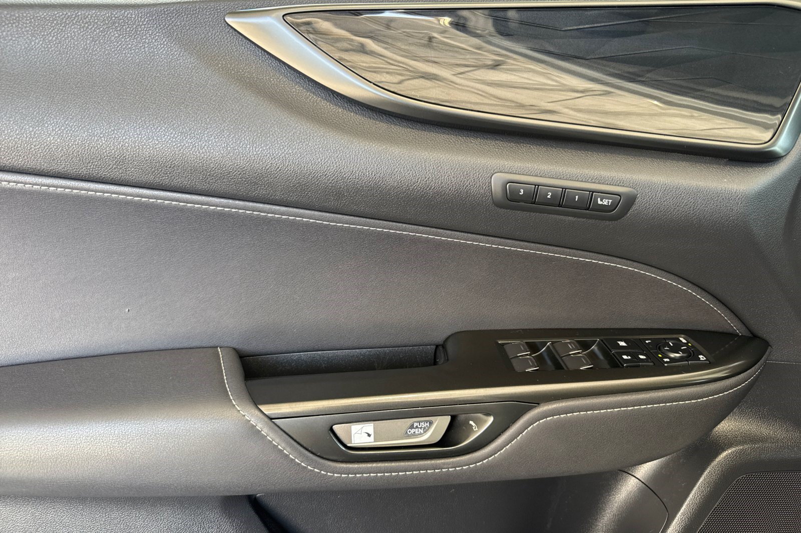 Certified 2024 Lexus NX 350h AWD image 12