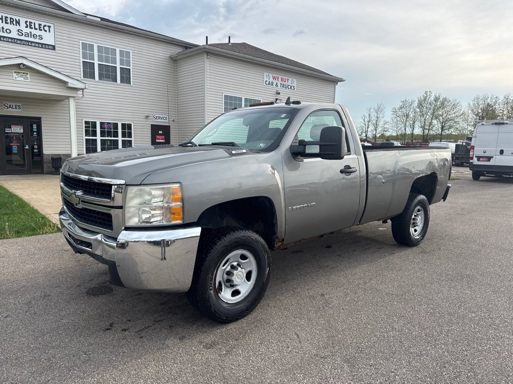 Used 2007 Chevrolet Silverado 2500 W/T w/ Snow Plow Prep Package AWD/4WD image 2