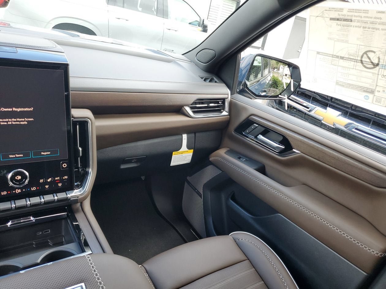 New 2026 GMC Yukon XL Denali Ultimate AWD/4WD image 15