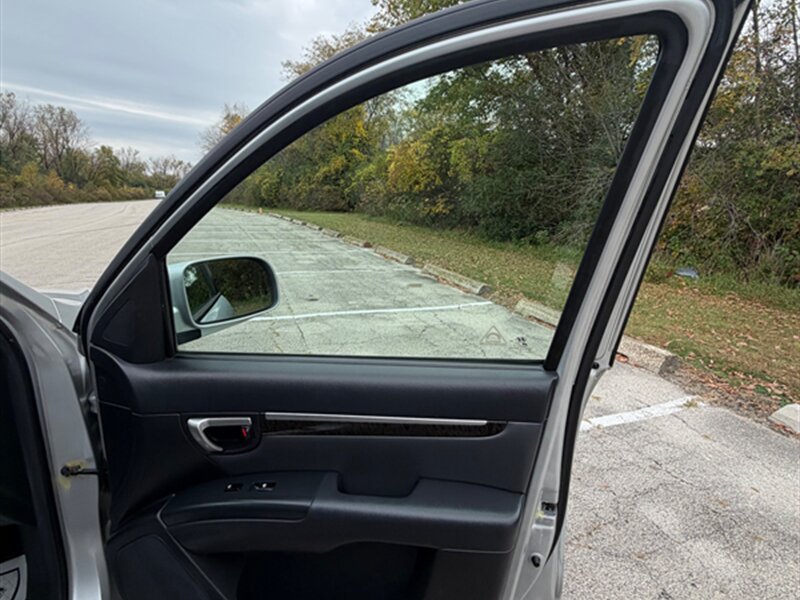 Used 2007 Hyundai Santa Fe SE FWD image 20