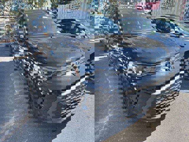 Used 2025 Volkswagen Taos SE