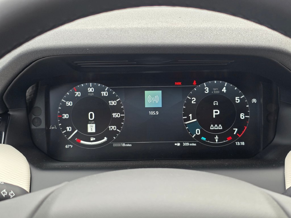 New 2026 Land Rover Discovery Sport Landmark AWD/4WD image 19