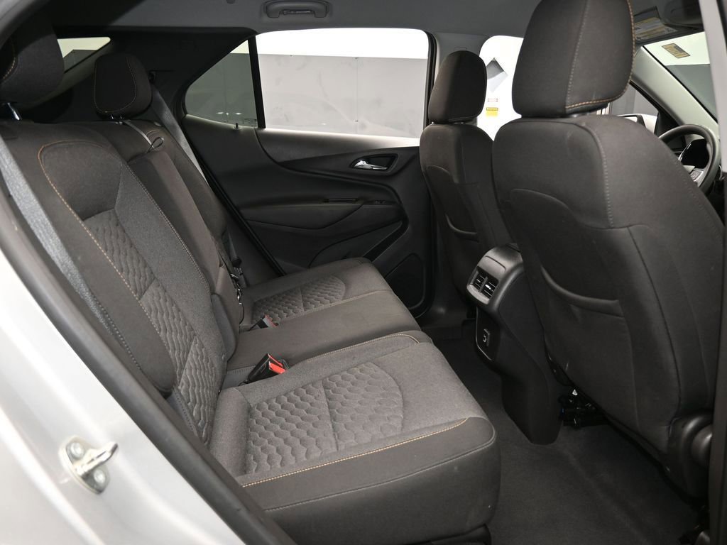 Used 2021 Chevrolet Equinox LT FWD image 38