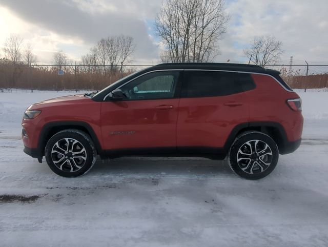 Used 2023 Jeep Compass Limited image 6