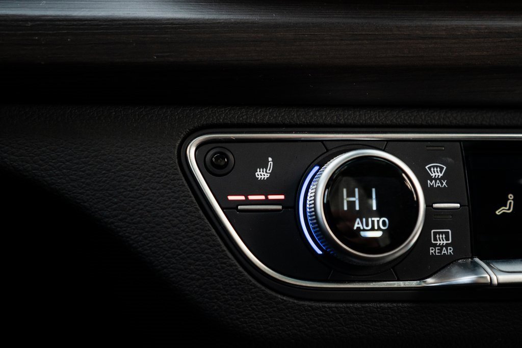 Used 2023 Audi Q5 2.0T Premium w/ Convenience Package image 29