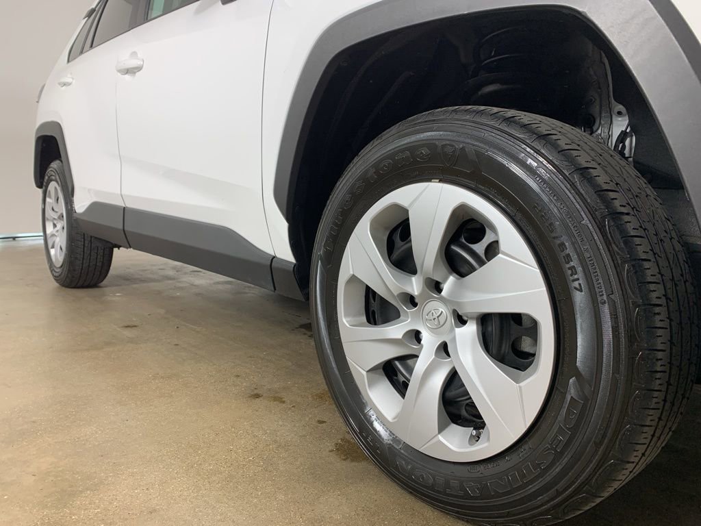 Used 2024 Toyota RAV4 LE image 6
