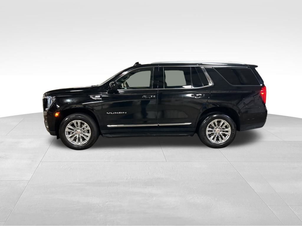 Used 2024 GMC Yukon SLT image 2