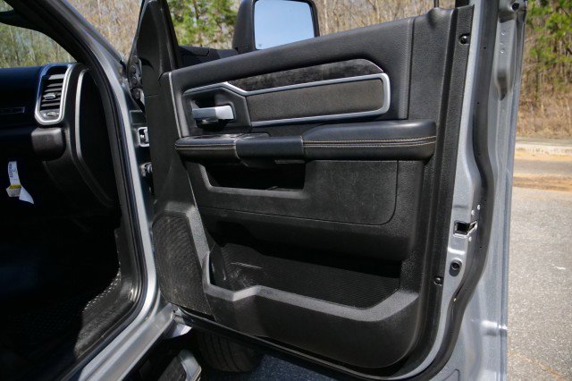 Used 2024 RAM 4500 SLT w/ Quick Order Package 2YG SLT image 41