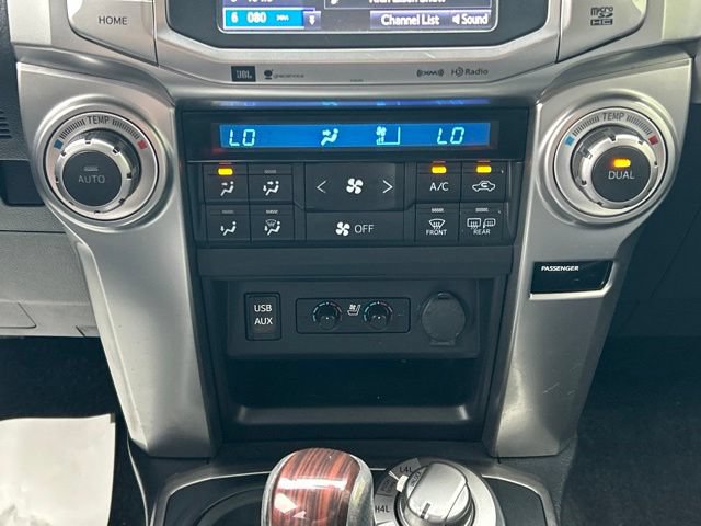 Used 2018 Toyota 4Runner Limited AWD/4WD image 39