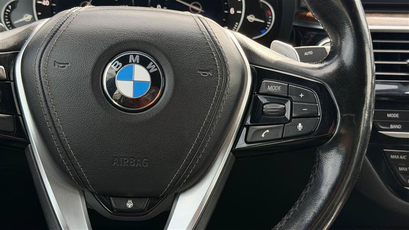Used 2018 BMW 540i xDrive w/ Premium Package AWD/4WD image 34