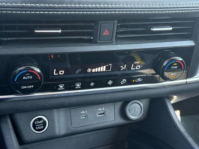 Certified 2023 Nissan Rogue SV image 16