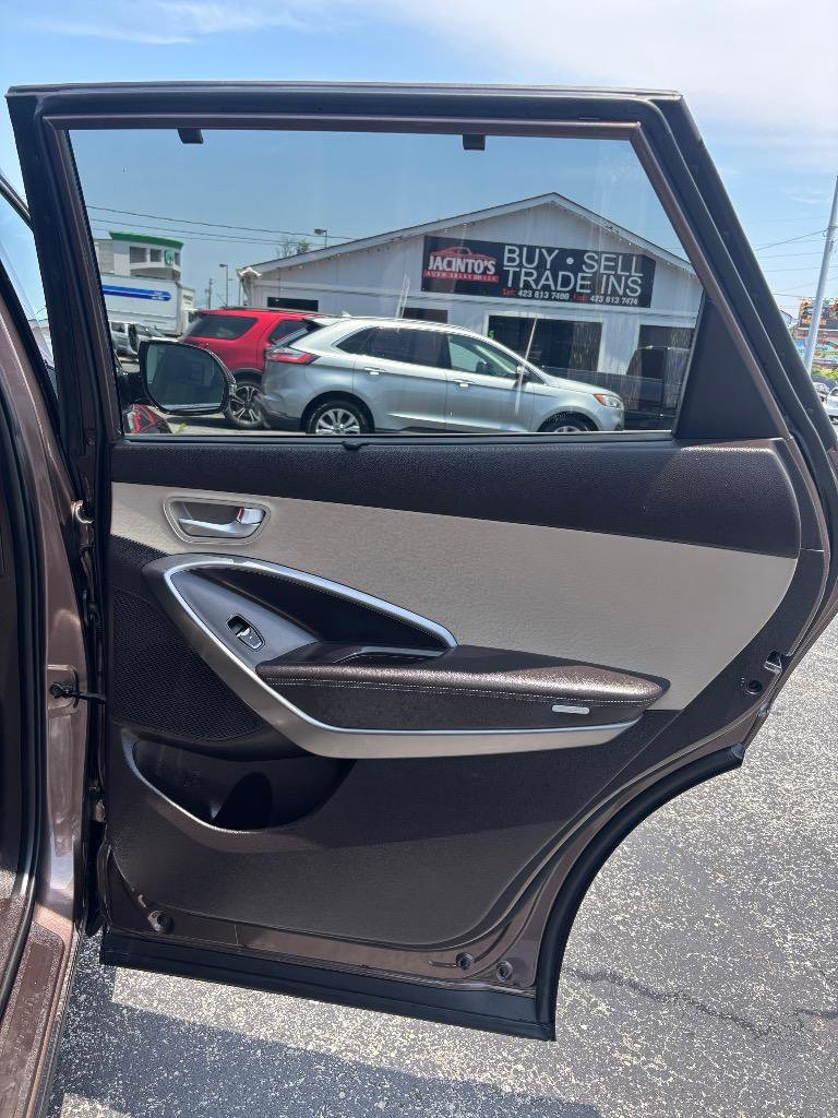 Used 2014 Hyundai Santa Fe GLS AWD/4WD image 23