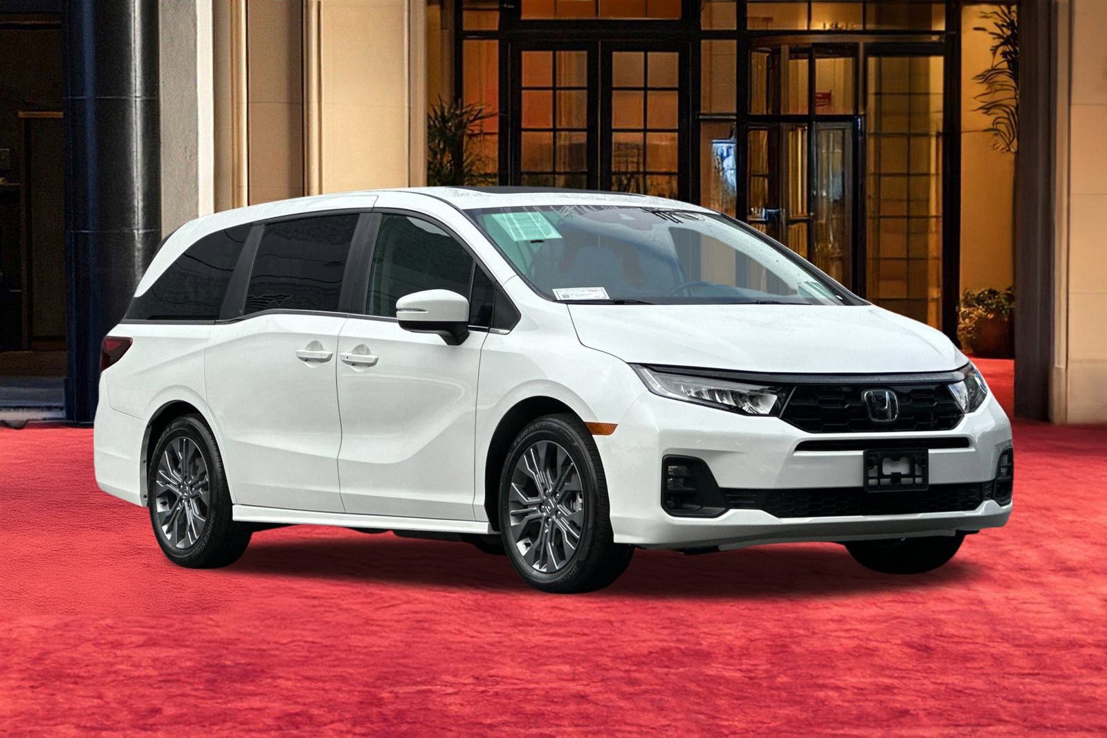 Used 2025 Honda Odyssey Touring image 8