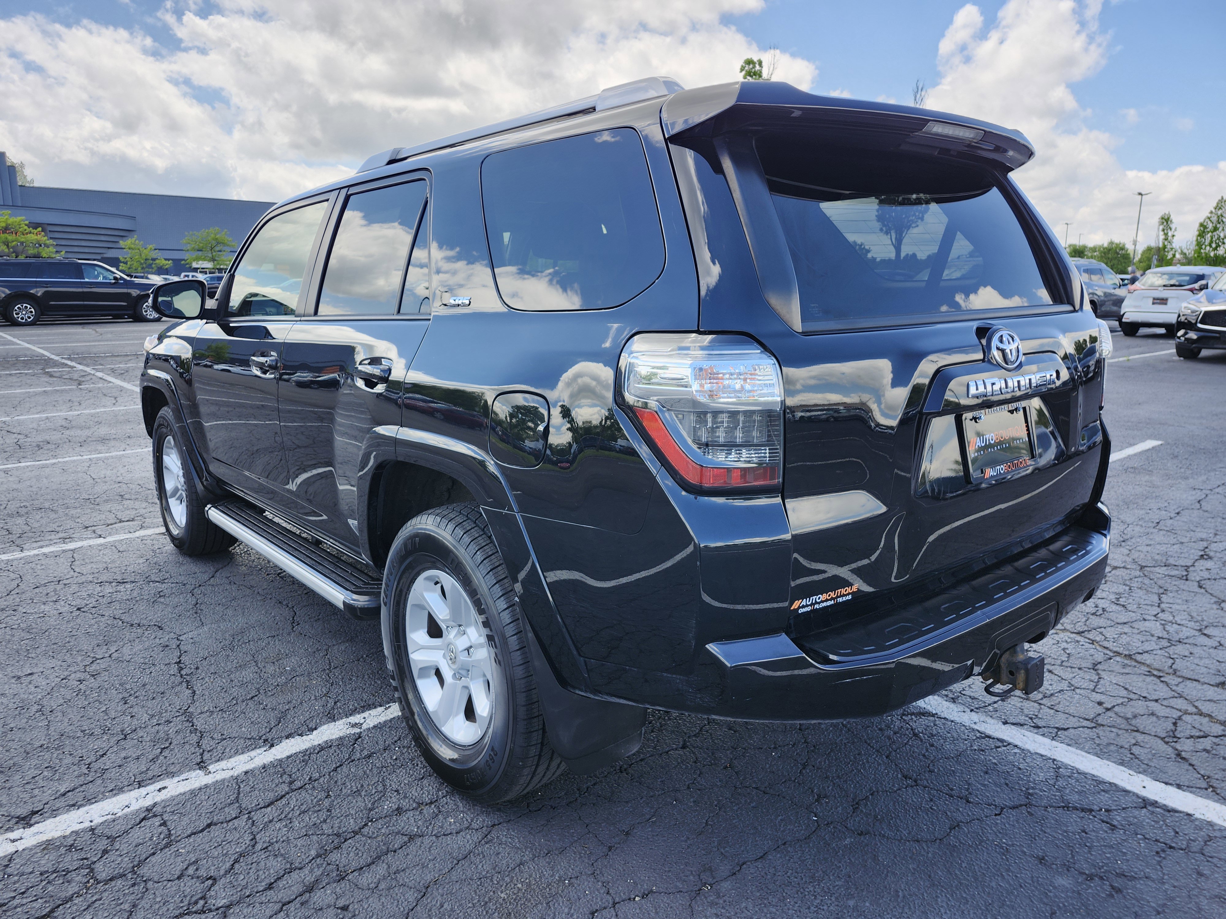 Used 2017 Toyota 4Runner SR5 Premium AWD/4WD image 14