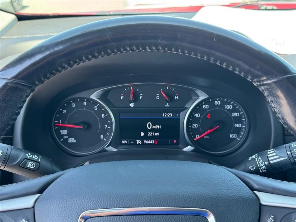 Used 2020 GMC Terrain SLT w/ Preferred Package AWD/4WD image 19