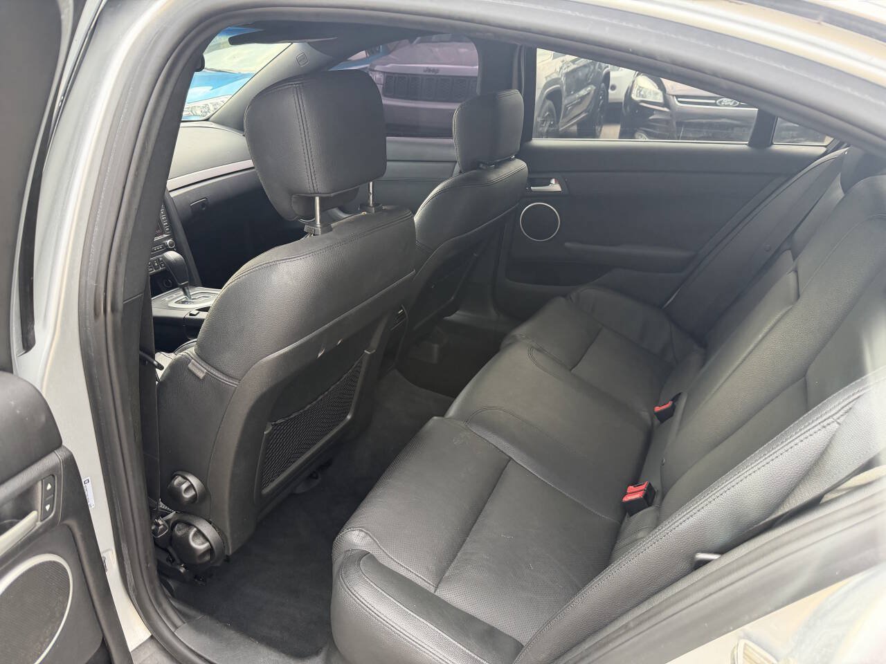 Used 2009 Pontiac G8 w/ Premium Package RWD image 16