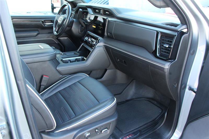 Used 2024 GMC Sierra 2500 AT4X AWD/4WD image 21