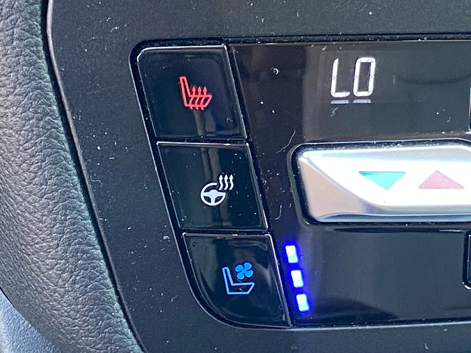 Certified 2020 Ford Explorer Limited RWD image 18