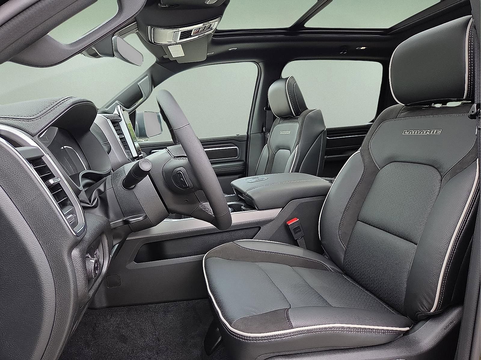 New 2026 RAM 1500 Laramie w/ Night Edition image 14