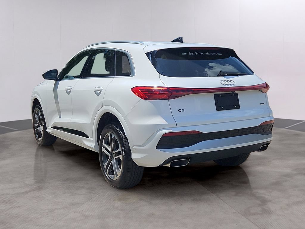 Certified 2025 Audi Q5 Premium w/ Convenience Package AWD/4WD image 4