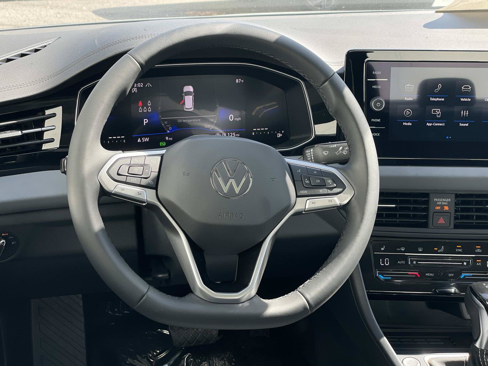 New 2027 Volkswagen Jetta SE FWD image 6