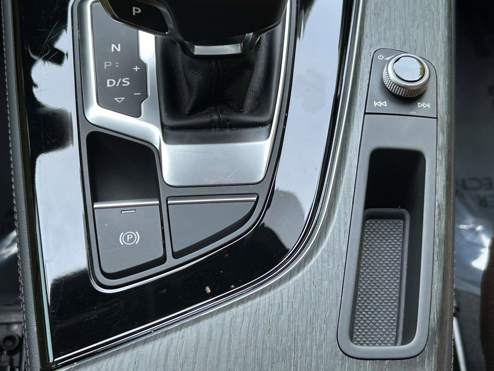 Used 2024 Audi A5 2.0T Premium Plus w/ Premium Plus image 27