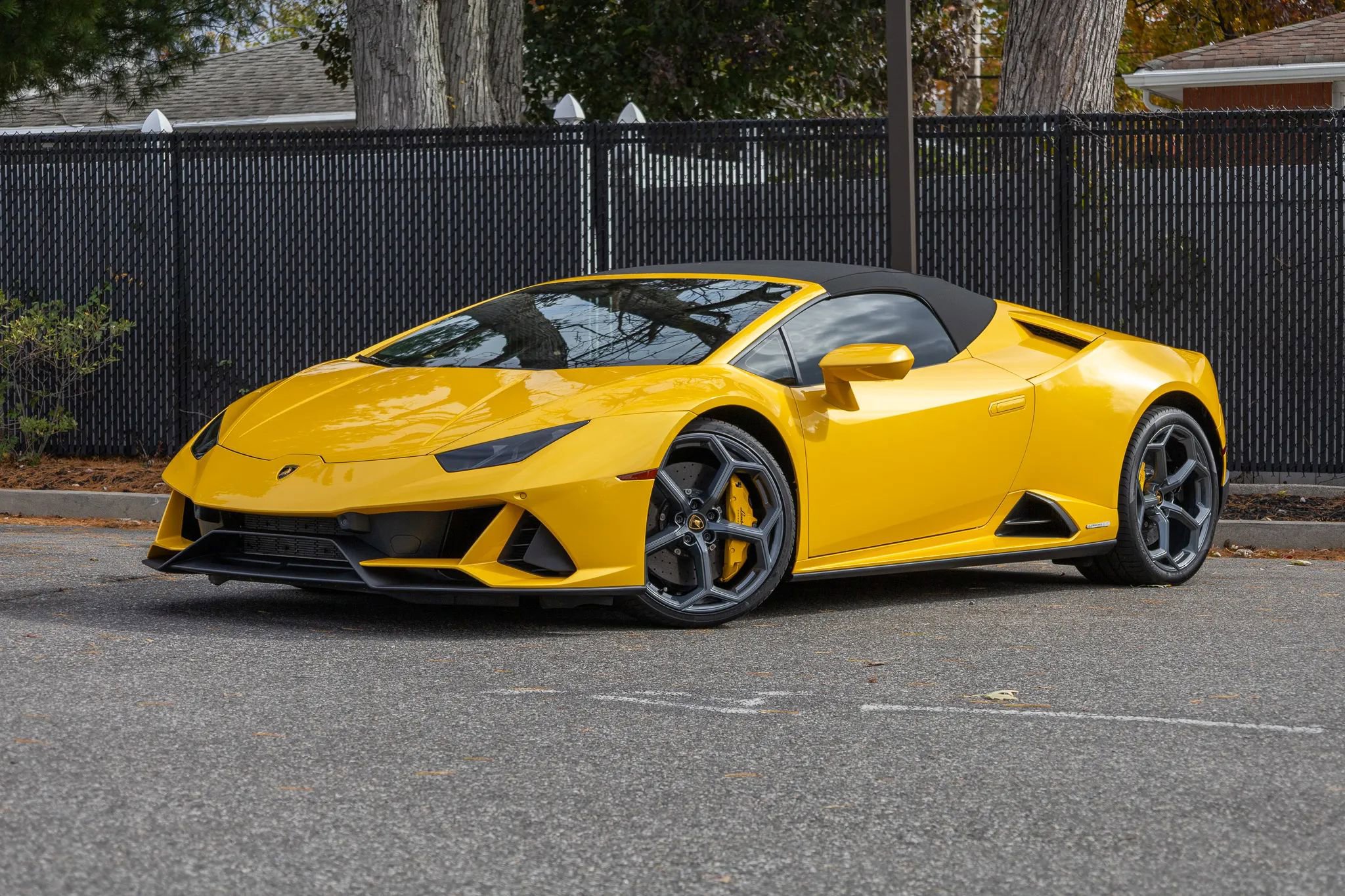 Used 2024 Lamborghini Huracan EVO image 11