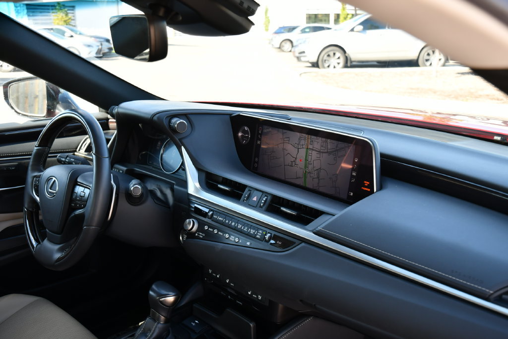 Used 2021 Lexus ES 350 w/ Premium Package FWD image 33