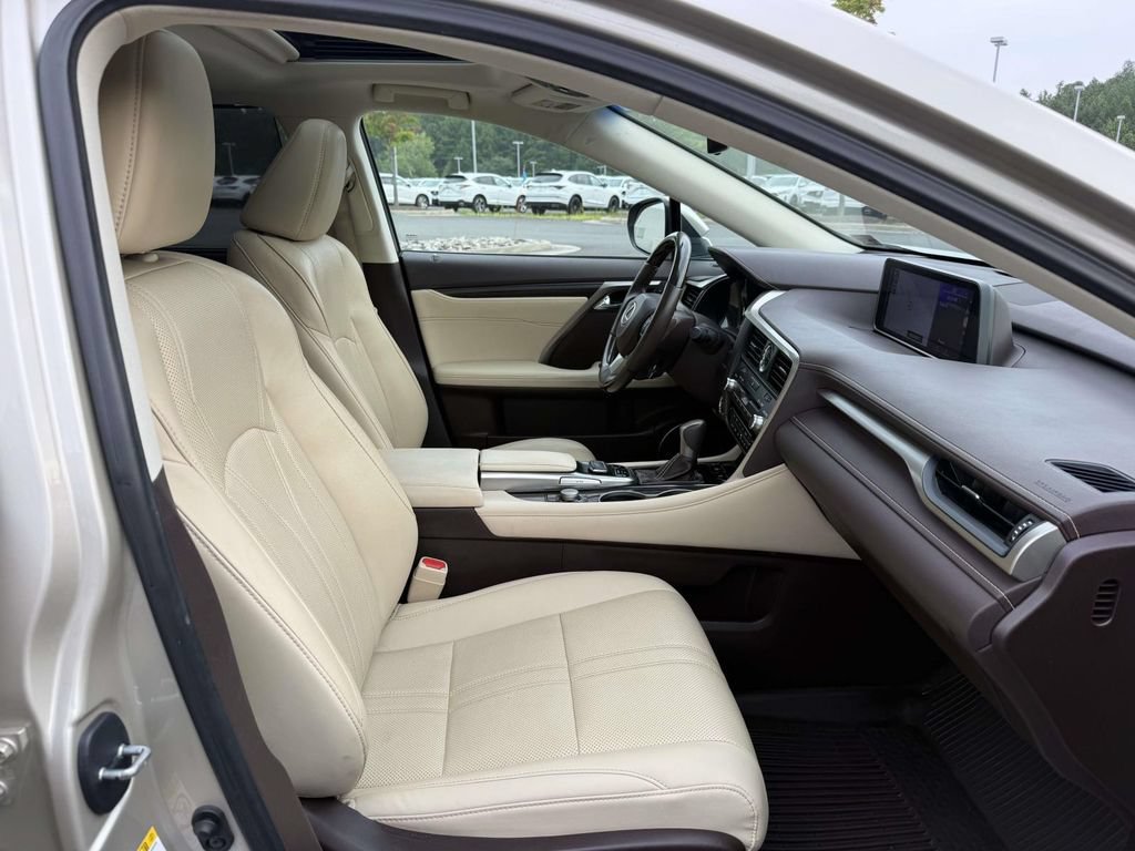 Used 2017 Lexus RX 450h AWD w/ Luxury Package image 14