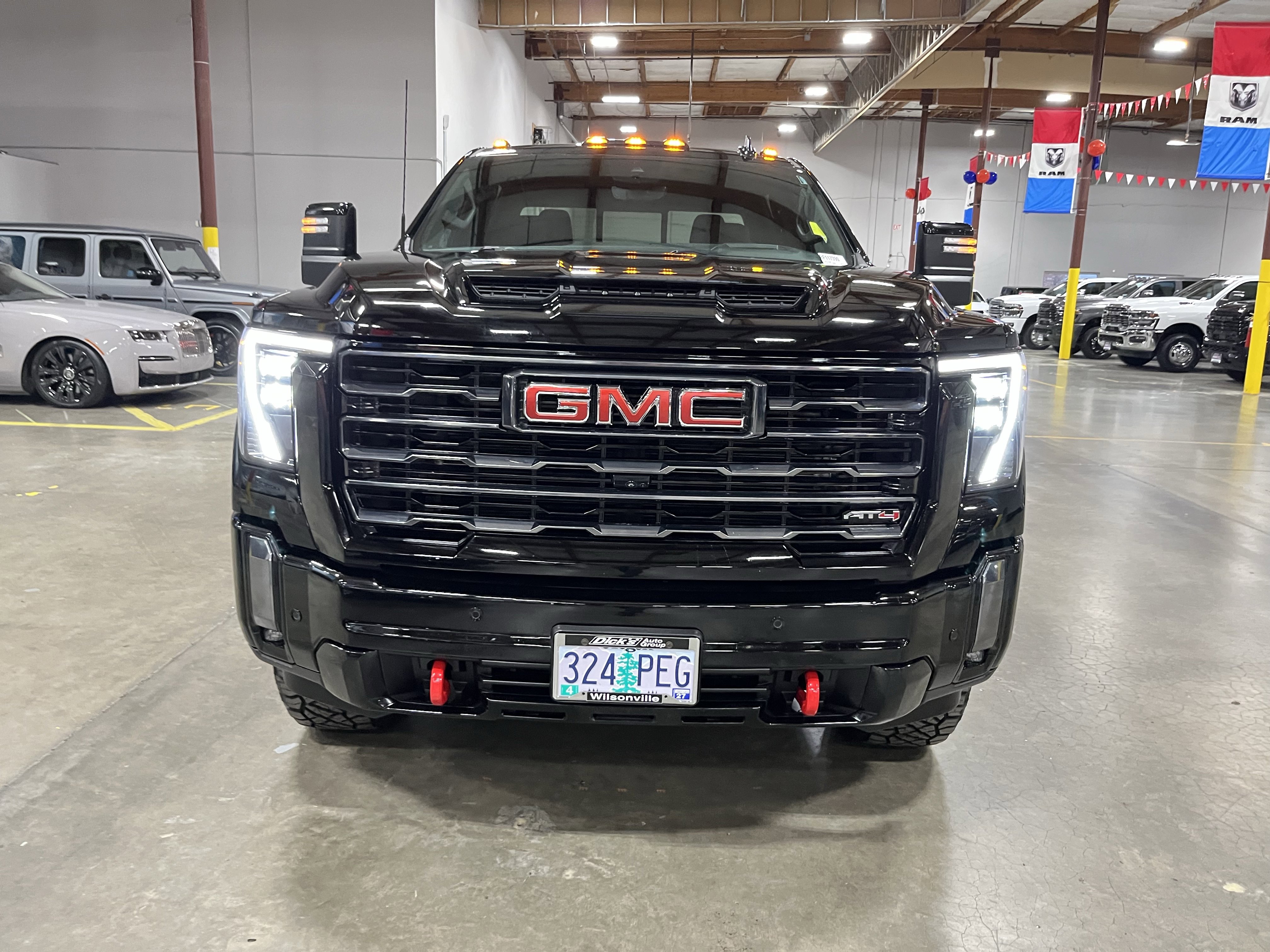 Used 2024 GMC Sierra 3500 AT4 w/ AT4 Premium Plus Package image 8