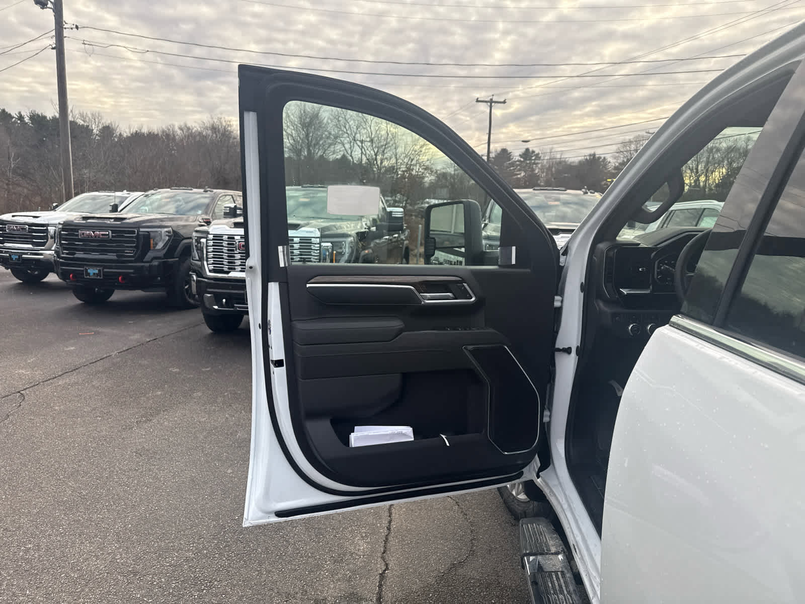 New 2026 GMC Sierra 2500 SLE w/ SLE Value Package; image 15