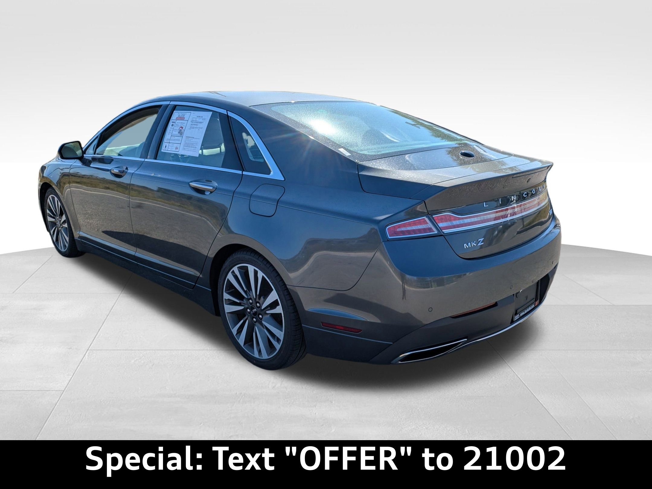 Used 2017 Lincoln MKZ Reserve image 6