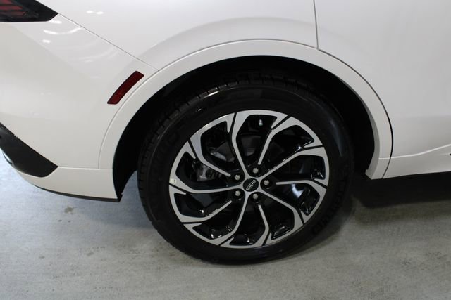New 2026 Lincoln Nautilus Reserve AWD/4WD image 57