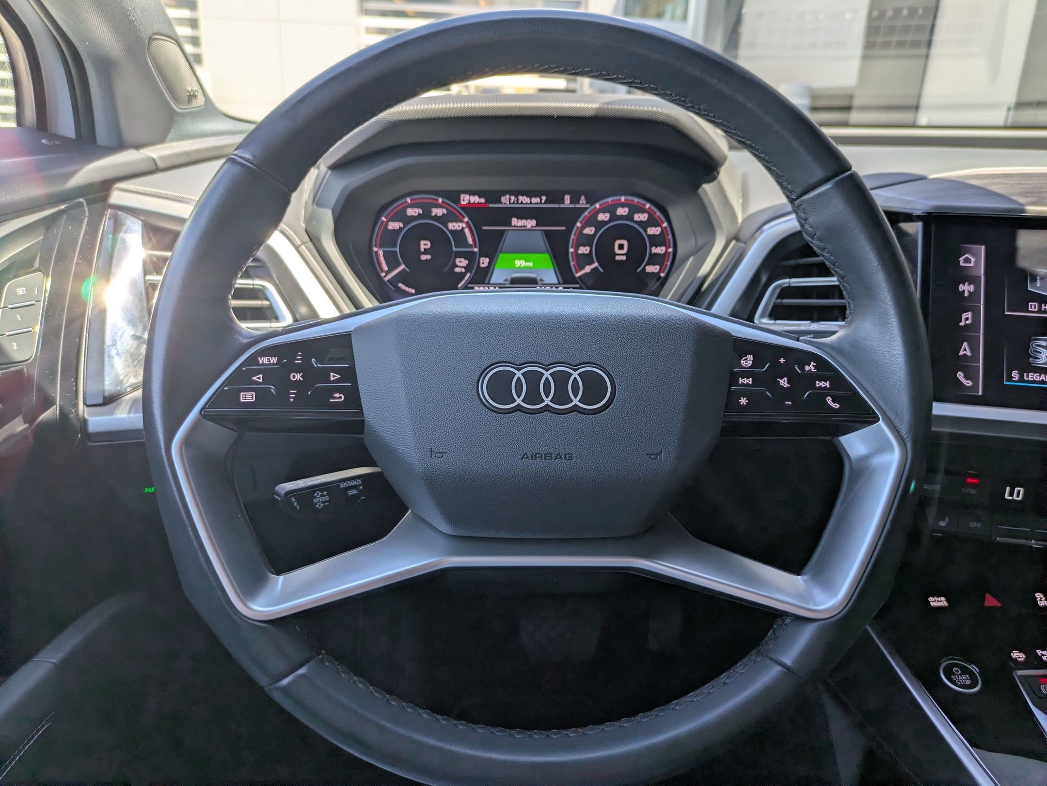 Used 2023 Audi Q4 e-tron Prestige AWD/4WD image 12