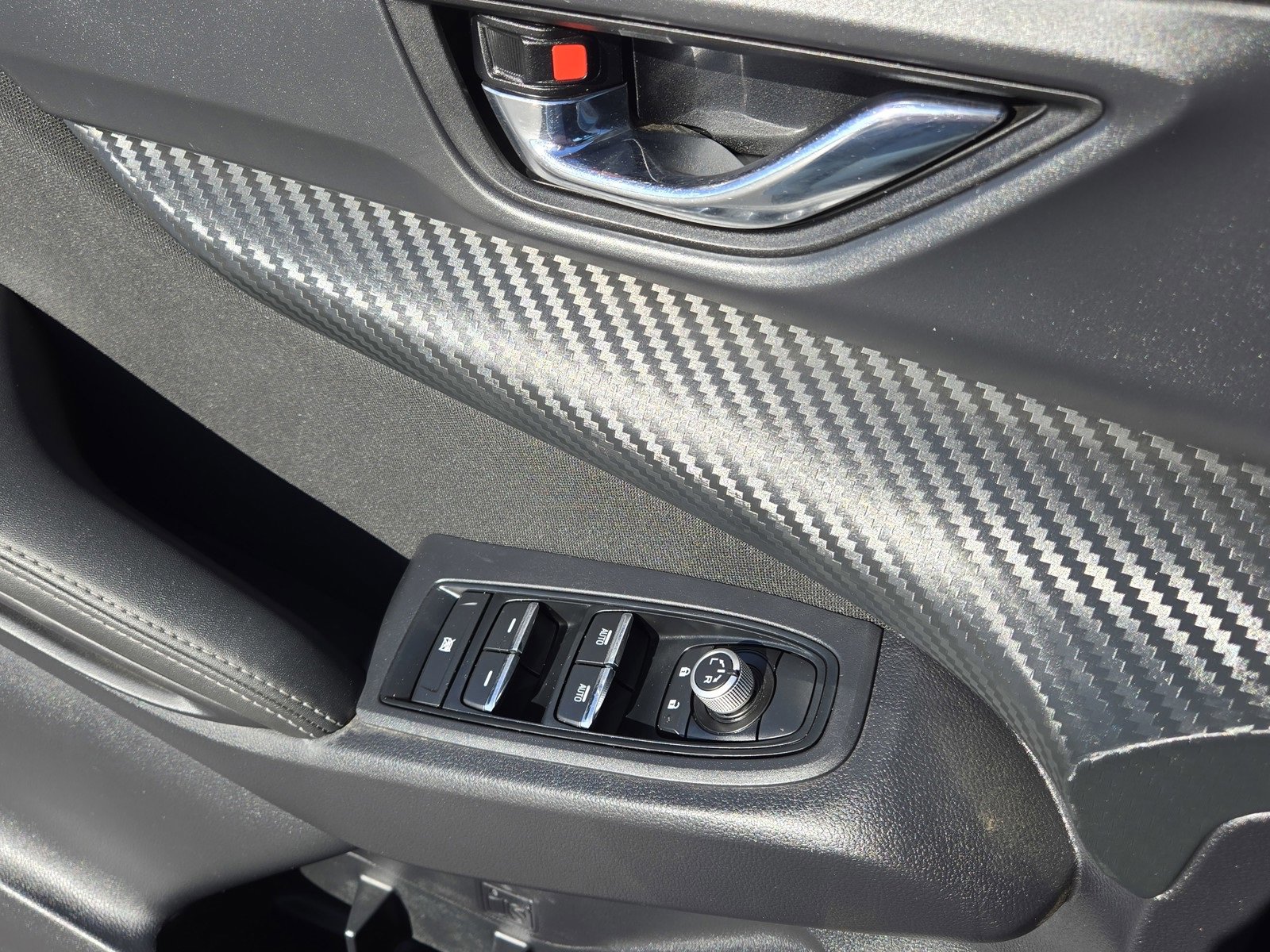 Used 2024 Subaru Ascent Premium w/ Convenience Package image 25