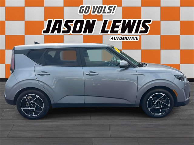 Used 2023 Kia Soul EX image 2
