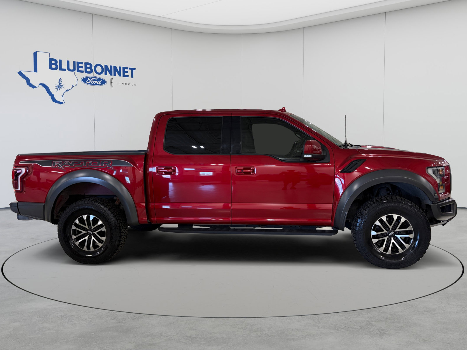 Used 2020 Ford F150 Raptor w/ Equipment Group 802A Luxury AWD/4WD image 4