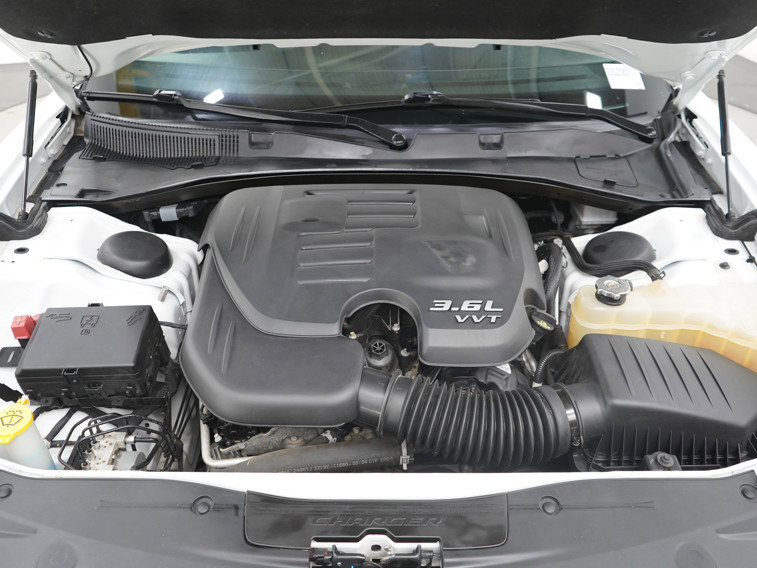 Used 2020 Dodge Charger SXT w/ Plus Group image 28